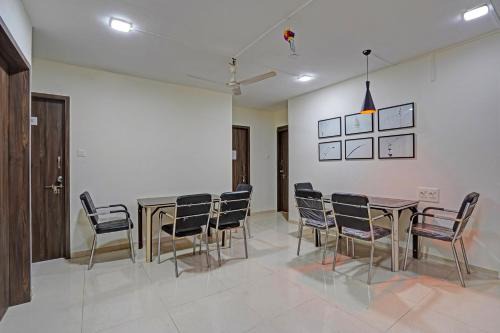 Baner Hotel | Super Collection O Baner Hillview Pune Formerly Siri Lodge