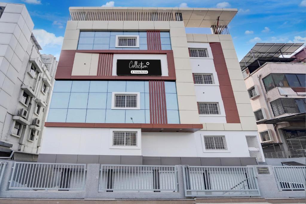 Nagpur Hotel | Super Collection O Omkar Nagar Nagpur