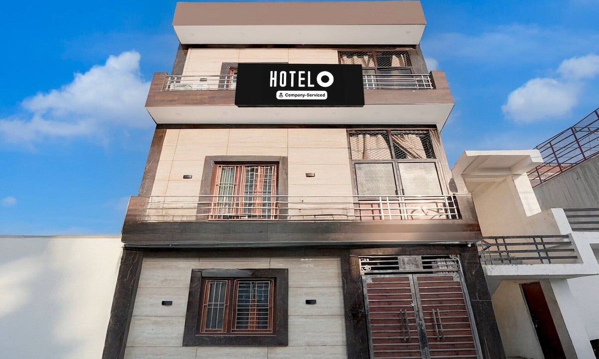 Faizabad House | Super Hotel O Tedhi Bazaar