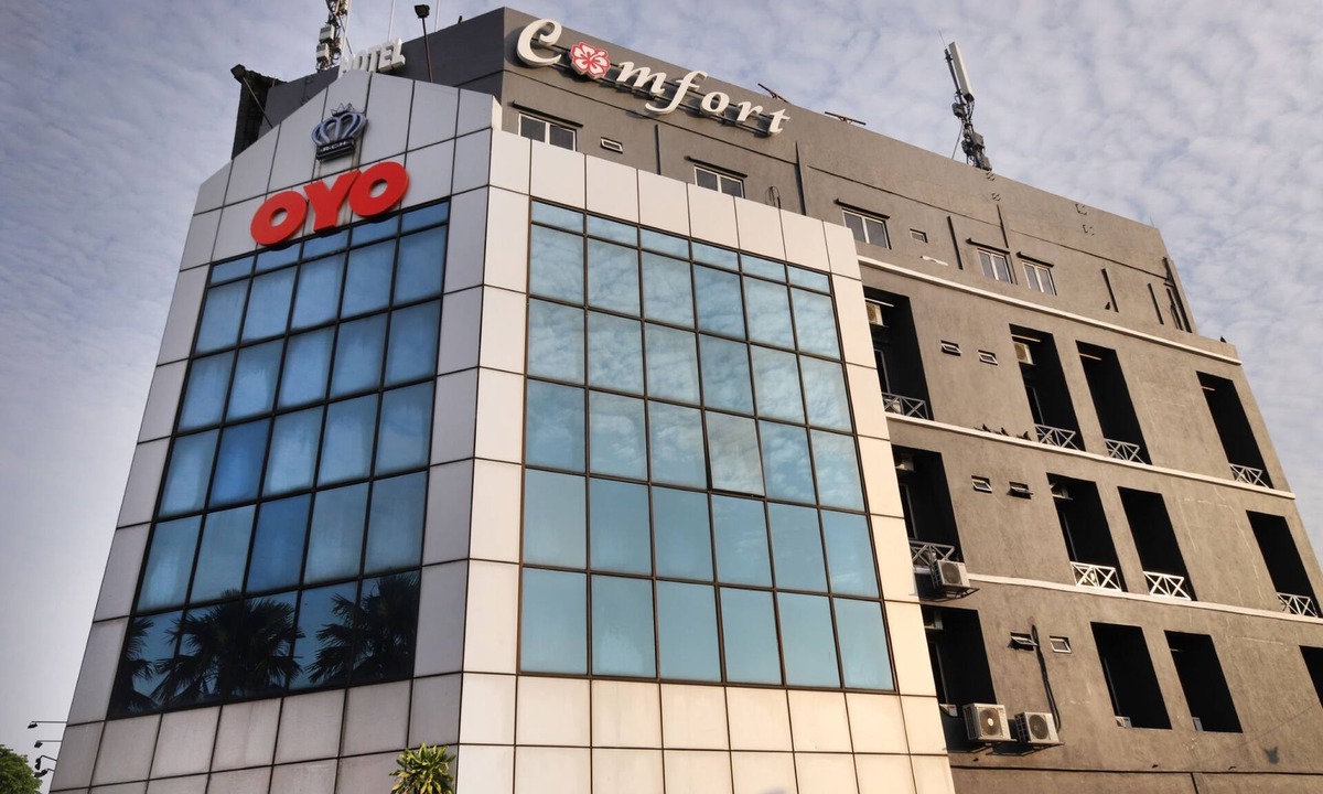 Klang Hotel | Super OYO 447 Comfort Hotel Meru