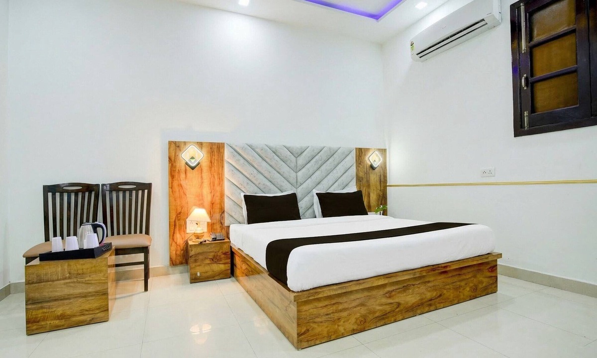 Secunderabad House | Super Townhouse Raniganj