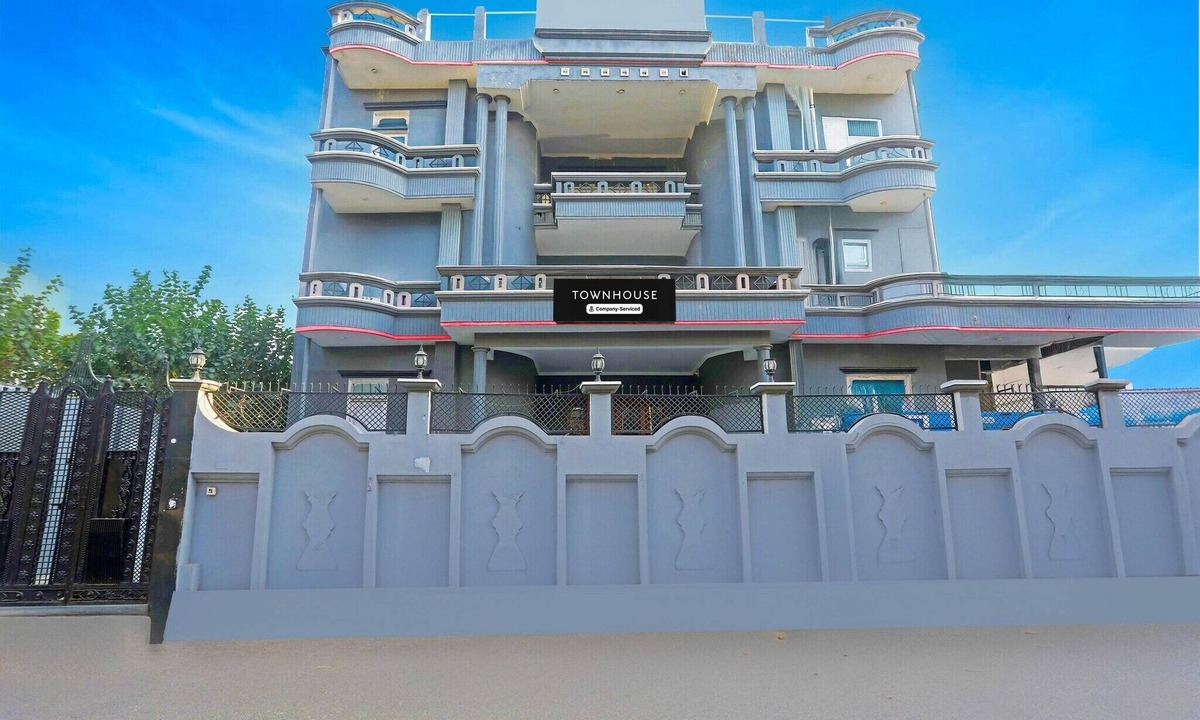 Gomti Nagar House | Super Townhouse Vijay Khand Gomti Nagar