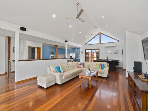 Arrawarra Headland House | Surf Break