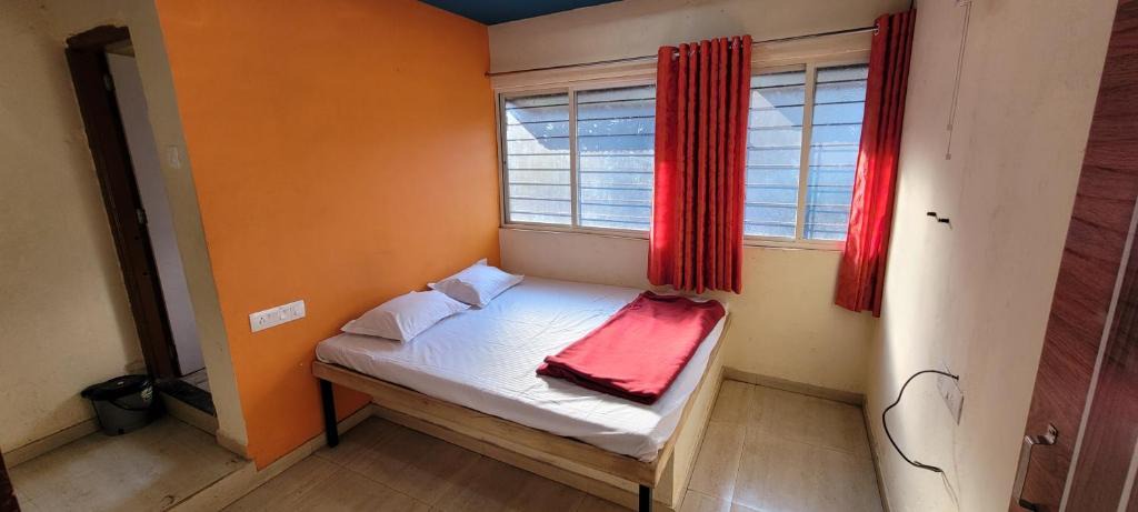 Kolhapur Hotel | Swapnpurti yatri niwas