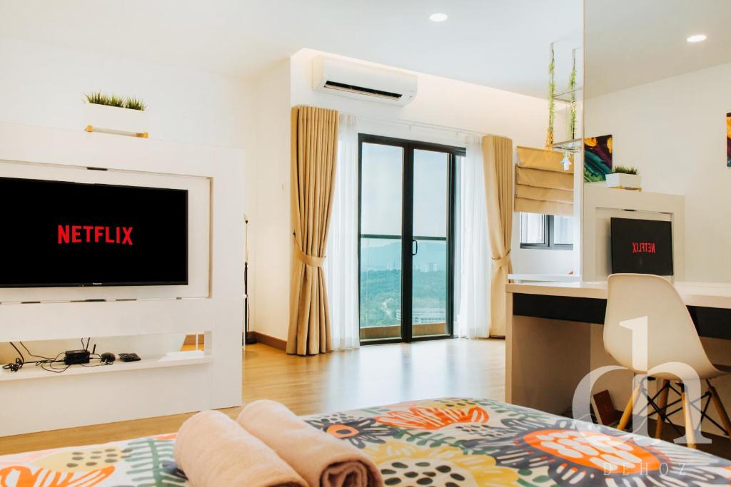 Seri Kembangan Apartment | Symphony Tower -Simfo 1- "Free Wifi, Parking, Nice view"