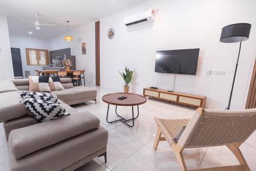 Asam Kumbang House | Taiping Bali Home 5R3B, 7mins-Tpg Lake Gardens