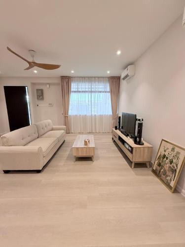 Kampung Simpah House | Taman Bagan Homestay