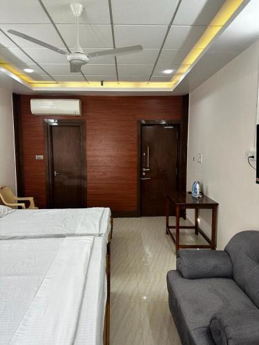 Tiruvannamalai Apartment | Temple View Home Stay