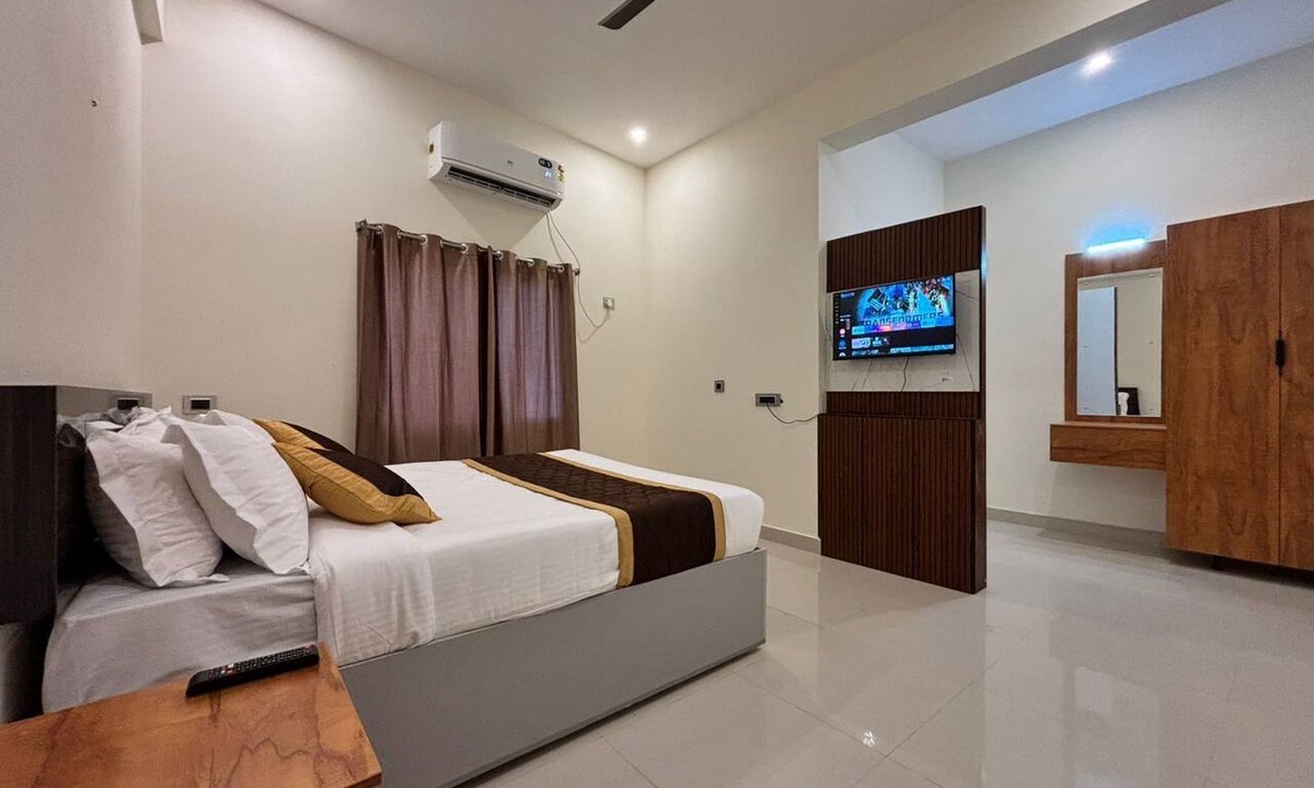 Chettikulam Hotel | Thamira Grand Palace
