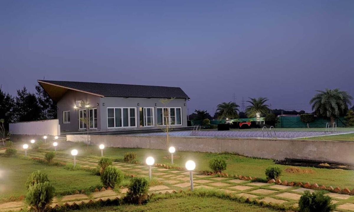 Gurugram Hotel | The Ashoka farms and Resort