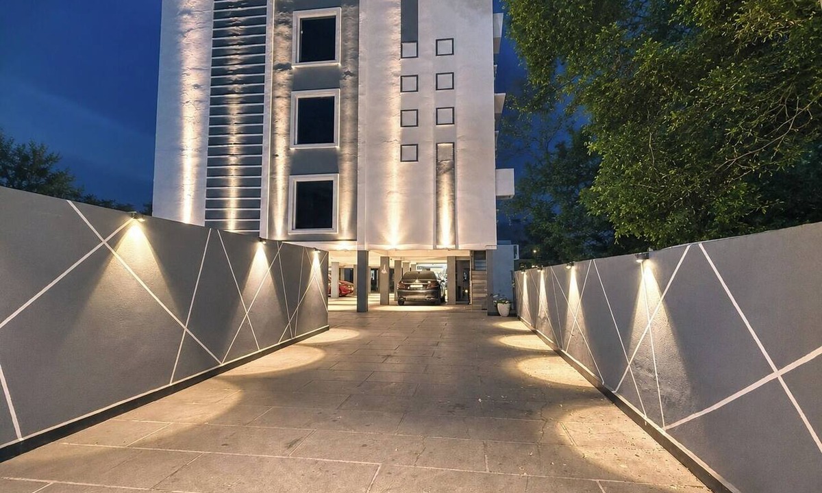 Kottakuppam Hotel | The Base Inn