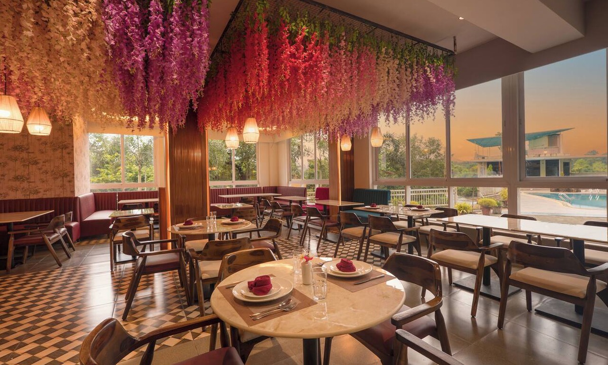 Palghar Hotel | The Byke Majestic Meadows