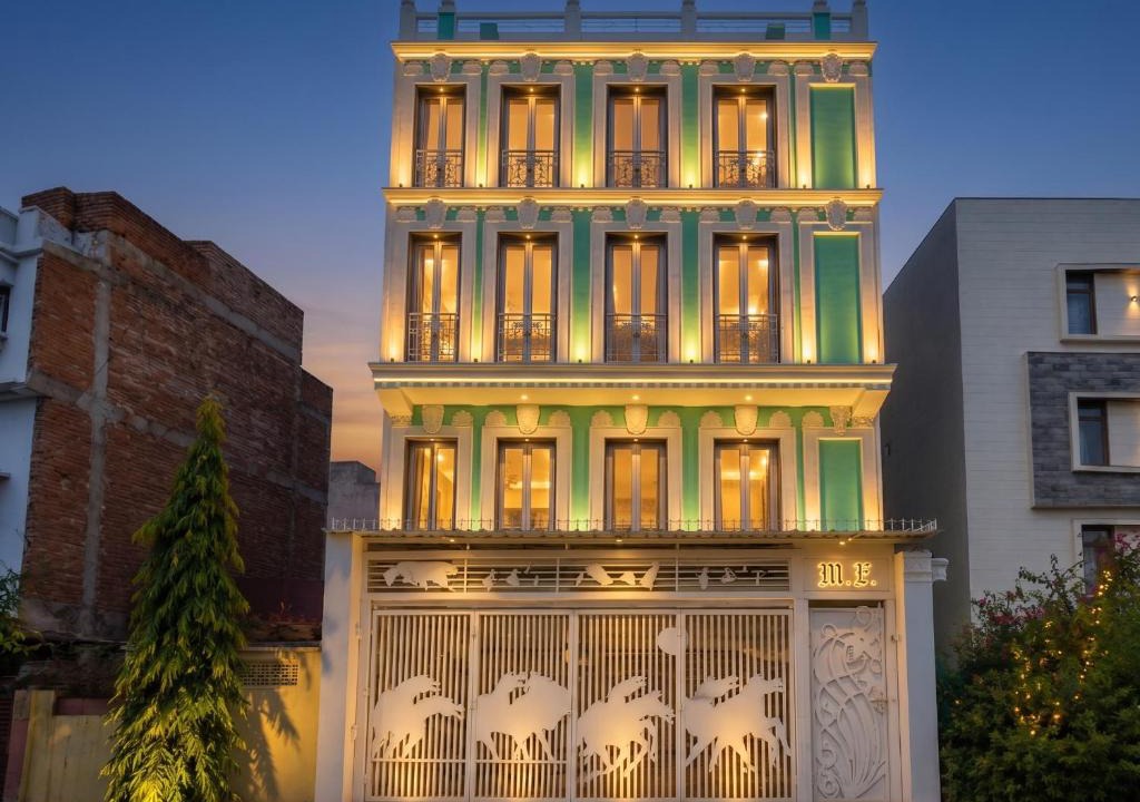 Lalkothi Apartment | The Collectors Loft