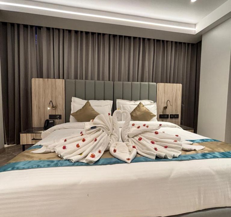 Buxar Hotel | The Eastern Grace Hotel
