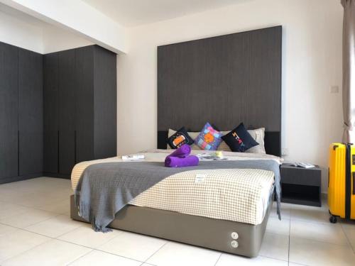Sekudai Apartment | The Garden Stylish Couple Retreat W Balcony By STAY