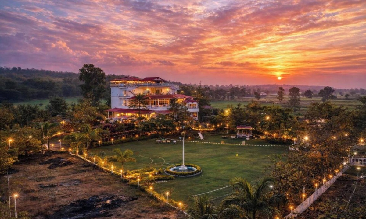 Sonkach Hotel | The Golden View Farm & Resort