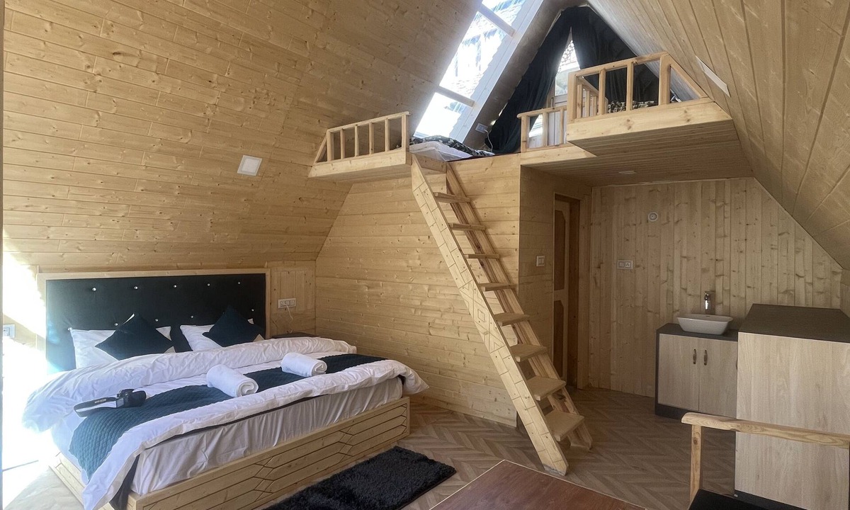 Chitkul Hotel | The Grand Lamkhaga By Mountain Bee