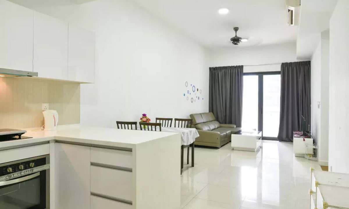 Kuala Lumpur Condo | The Heritage, Private, Relax, Work & Home NearKLCC
