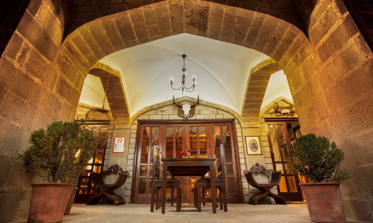 Manali Hotel | The Himalayan
