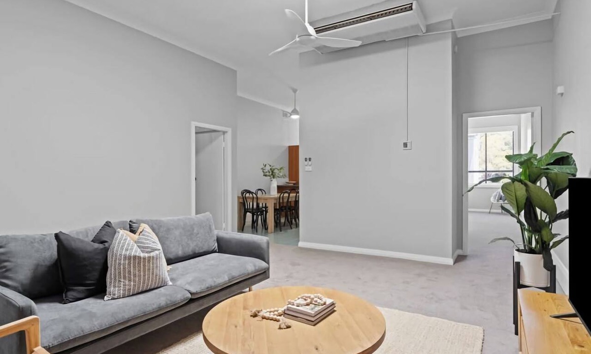 Newcastle West Apartment | The Hunter Hideaway – Steps to Dining & CBD