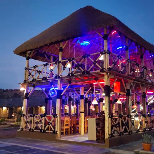 Kamalapur House | The kings on the Rocks