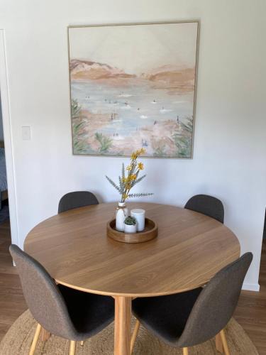 Moonee Beach House | The Lazy Roo accommodation