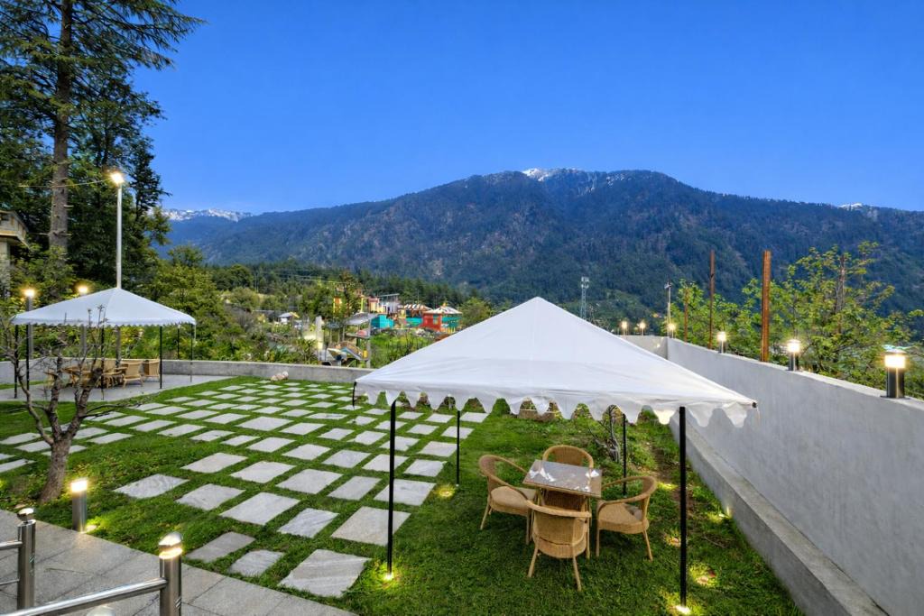 Manali Hotel | The Manali Suites & Villas, Manali - Luxury Stay Away From City Hustle