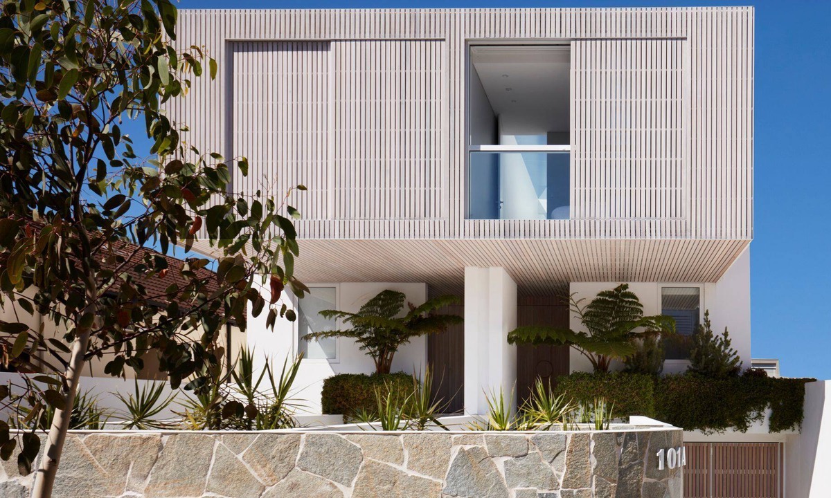 North Bondi House | The Parade - beachside home in Bondi Beach prime location for the family