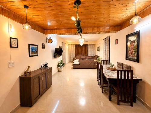 Solan Apartment | The pine vista by ashiana