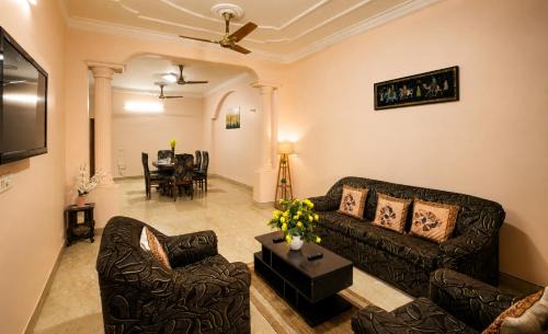 Sushant Lok Apartment | The Sandalwood by Red Olive 3BHK MG Rd Gurgaon