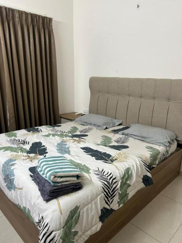 Gandhinagar Apartment | The Skyline Suite