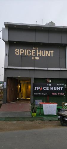 Meerut Bed & Breakfast | THE SPICE HUNT BnB