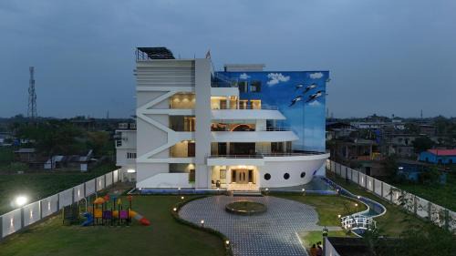 Tinsukia Hotel | The Tilong Boat of Assam