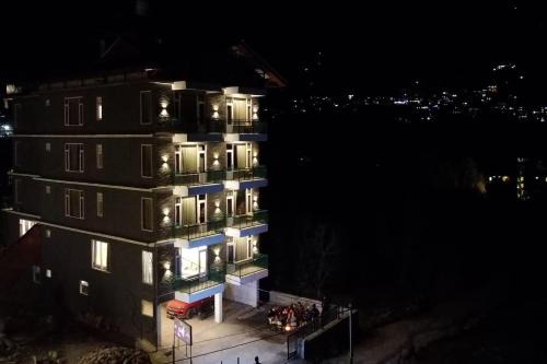 Manali Hostel | The Trippy Tribe Manali
