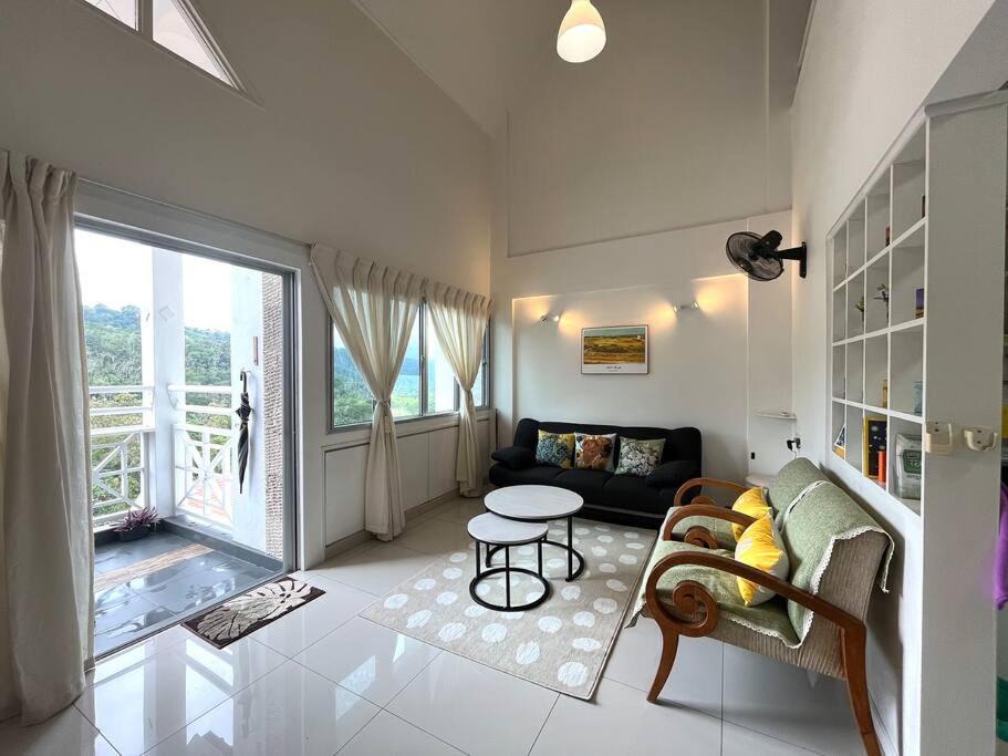 Bukit Tinggi Apartment | The Van Gogh Loft at Selesa Hillhomes