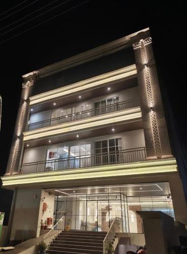Haraiya Hotel | The Vatika Paradise