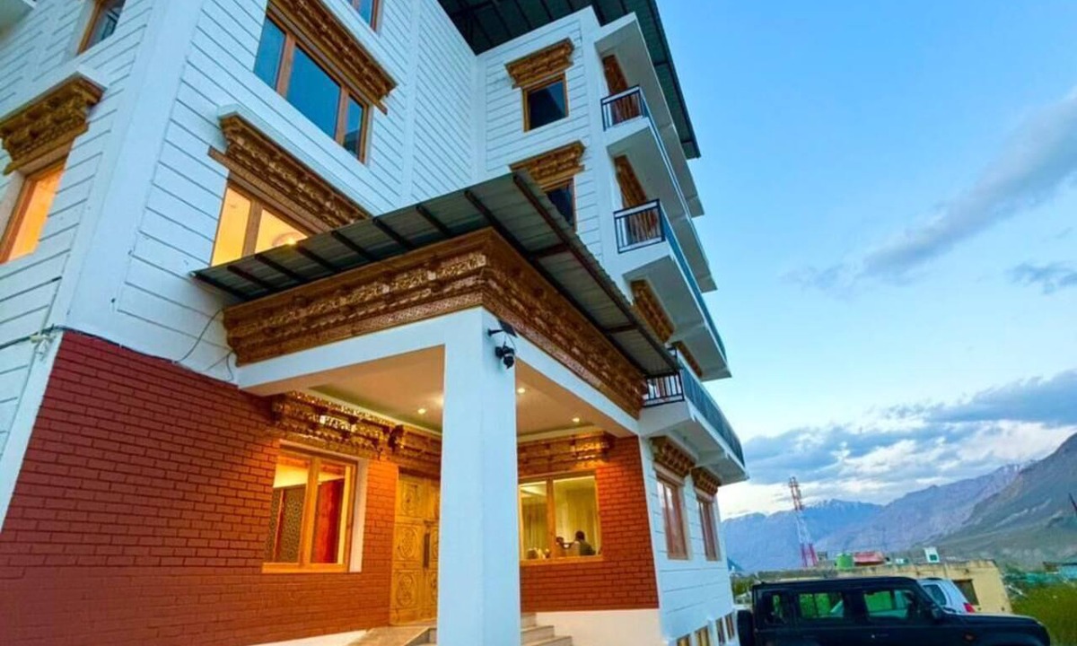 Kargil Hotel | The Zurfi's Hotel