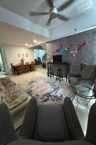 Pudu Hostel | TikiiBunk Packers