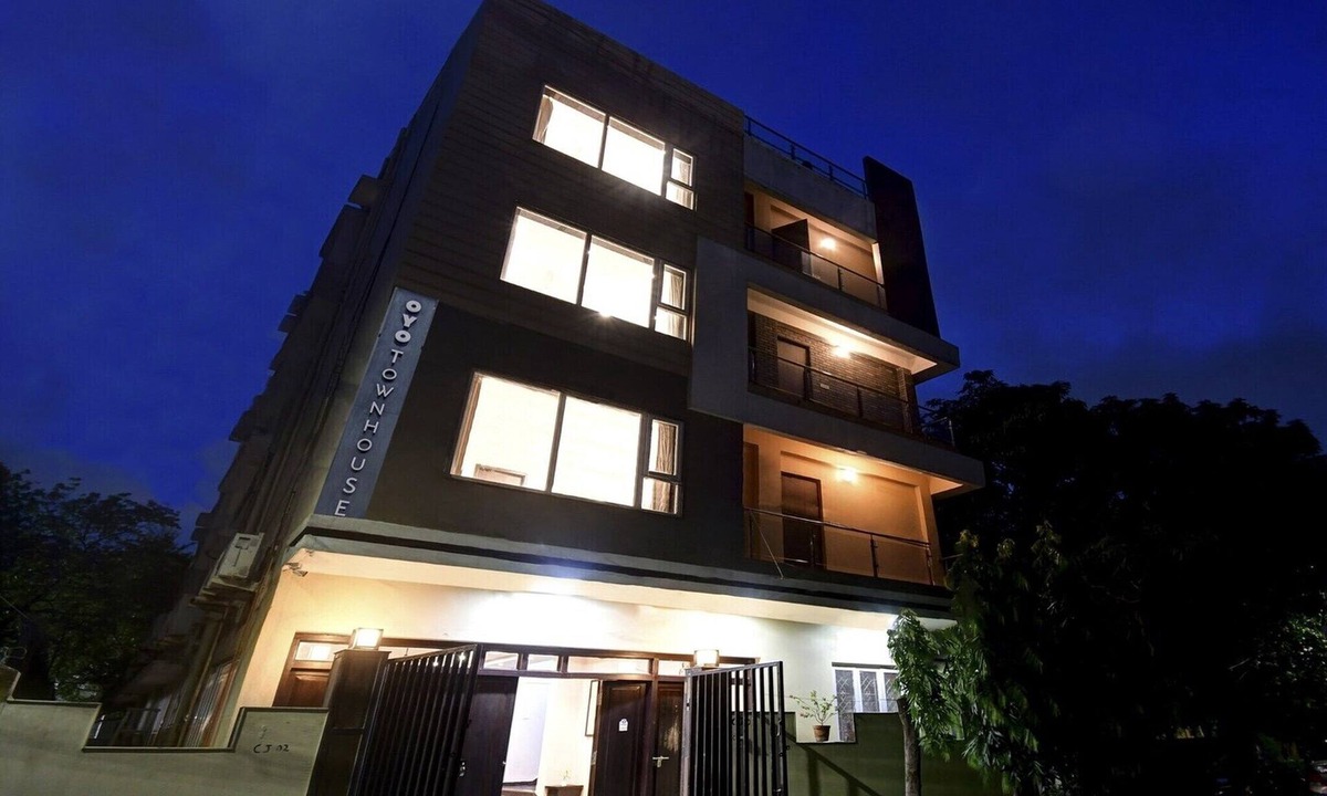 Sector II House | Townhouse All In One