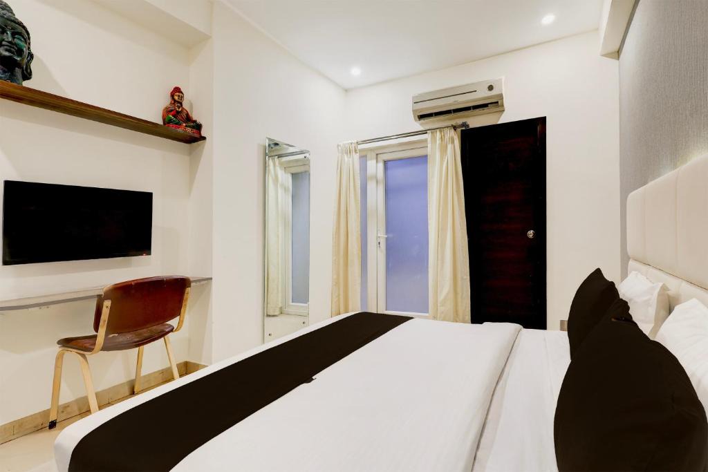 Gurugram Hotel | Townhouse Hotel Sec- 54 Golf Course Road