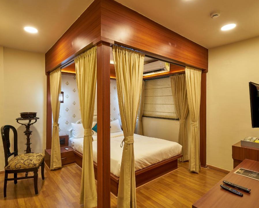 Pune Hotel | Tranquil La Casa