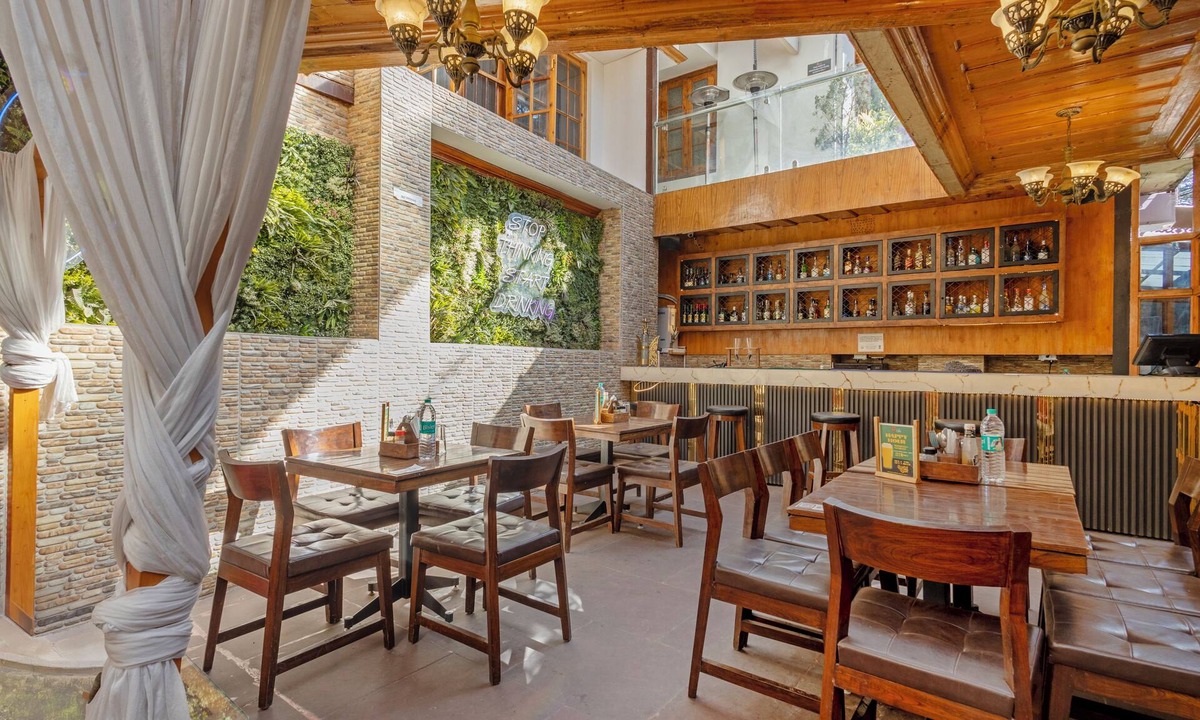 Knollswood Hotel | Treebo Premium Torrentium - A Heritage Hotel