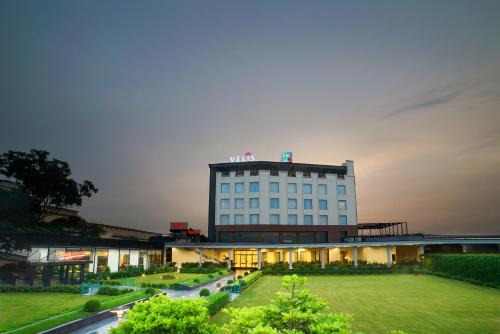 Sonepat Hotel | TreeHouse Velis