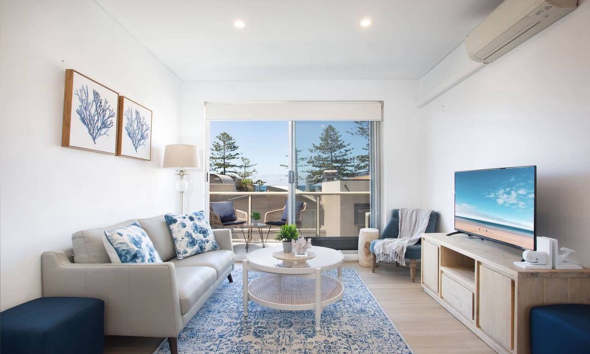Dee Why Apartment | Trendy Apartment on Dee Why Beach