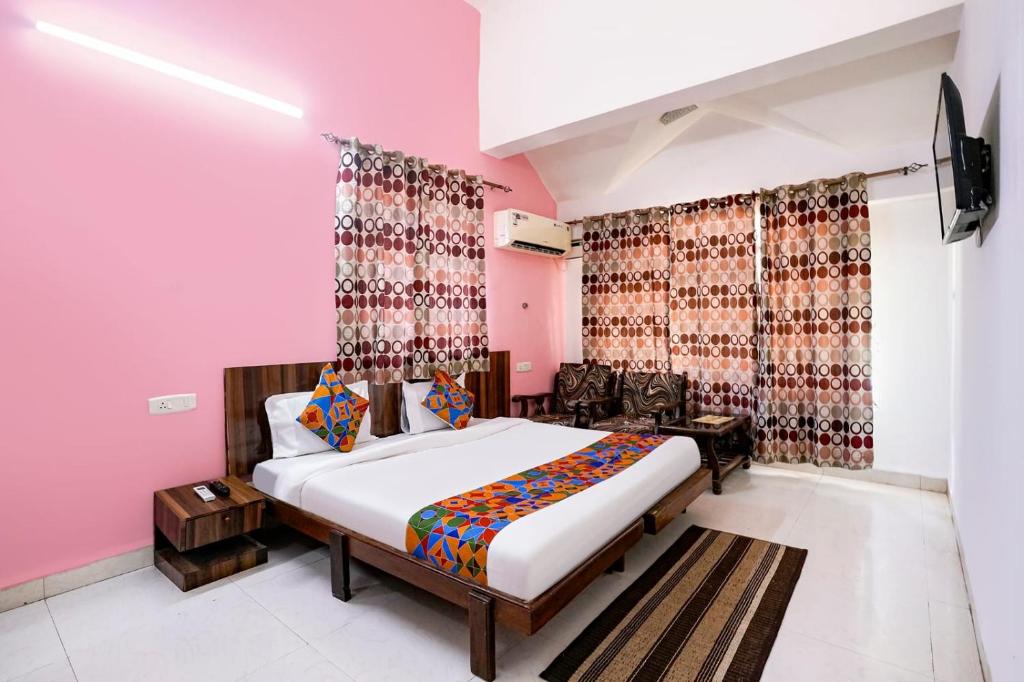 Sernabatim House | Triple Beach Guest House