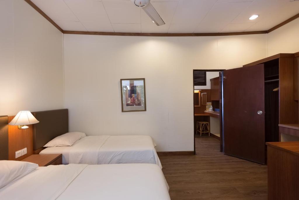 Pulau Perhentian Besar Resort | Tuna Bay Island Resort