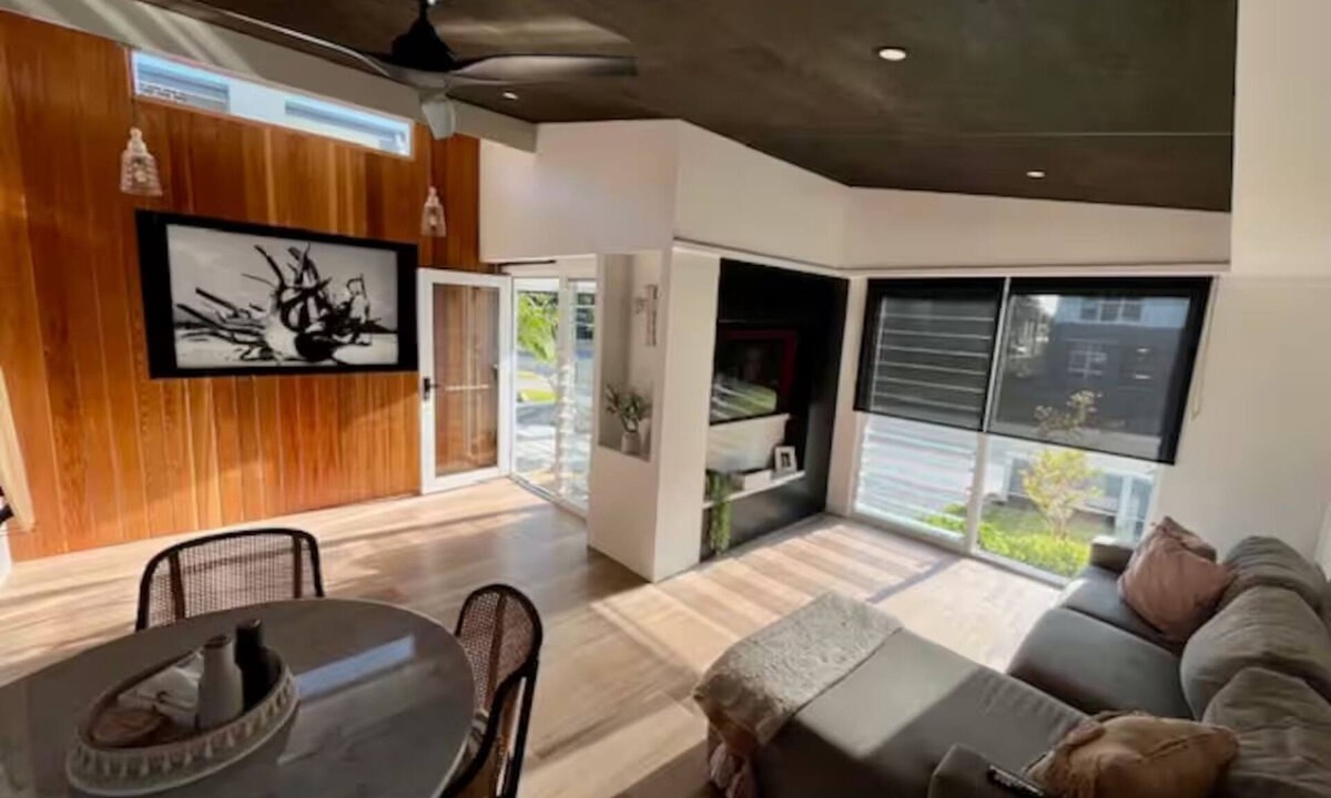 Diamond Beach House | Two Birds Retreat (Adults Only)