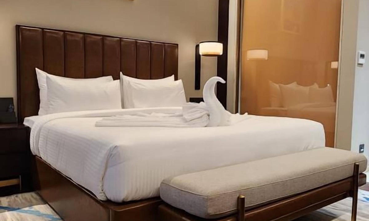 Valsad Hotel | Unique Resort & Lifestyle