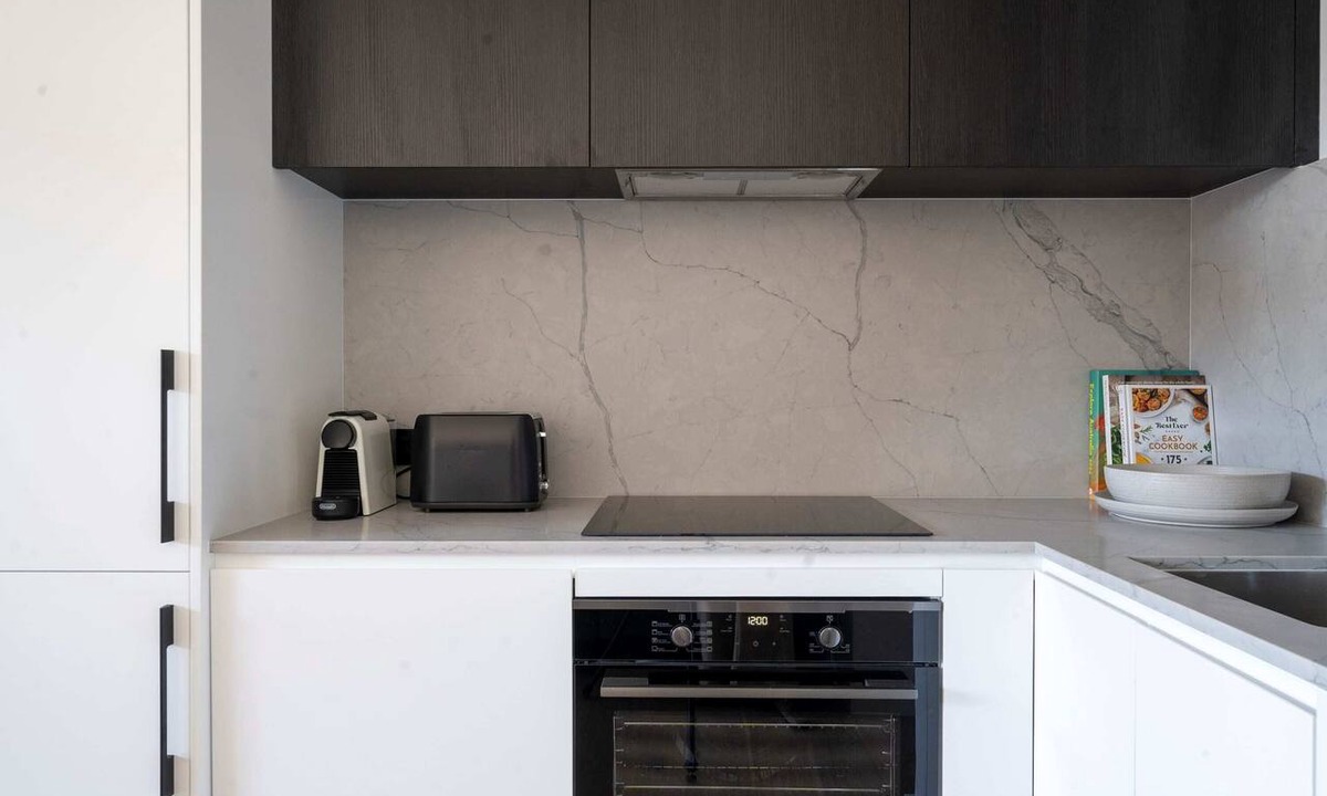 Drummoyne Apartment | Unit 2 380 Drummoyne