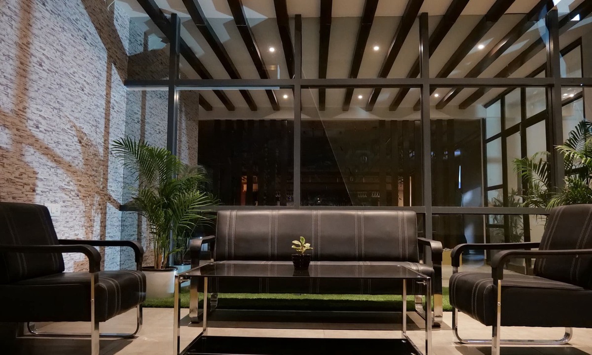 Bagalakunte Hotel | V One Hotel-Ambara Elite